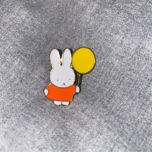 Miffy balloon Enamel Pin
